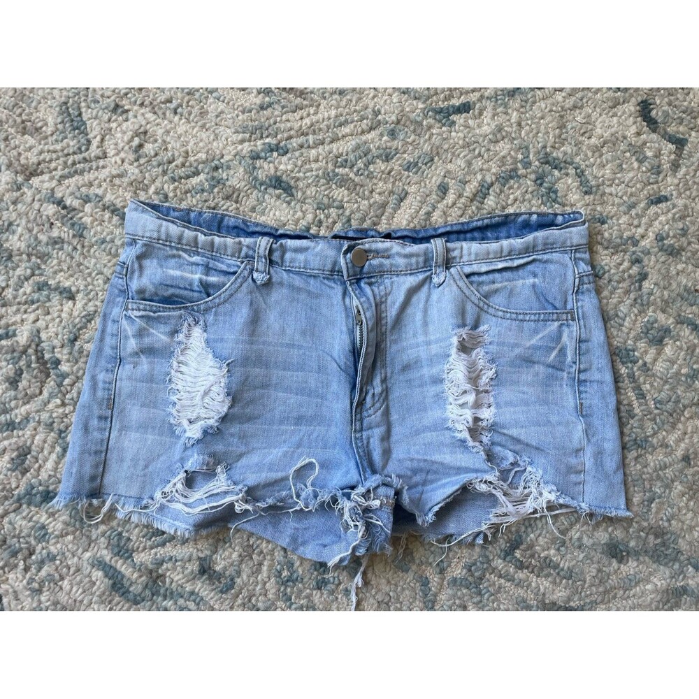 Forever 21 Womens distressed mini cutoff blue jean shorts size 29/8
